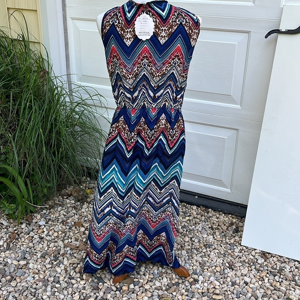 Miss Good Giant Zipper front Dress - Picture 4 of 5